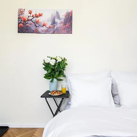 P&o Bonifraterska ワルシャワ