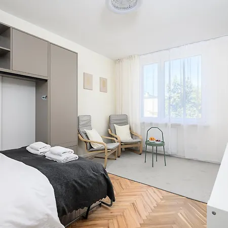 P&o Bonifraterska Apartamento *